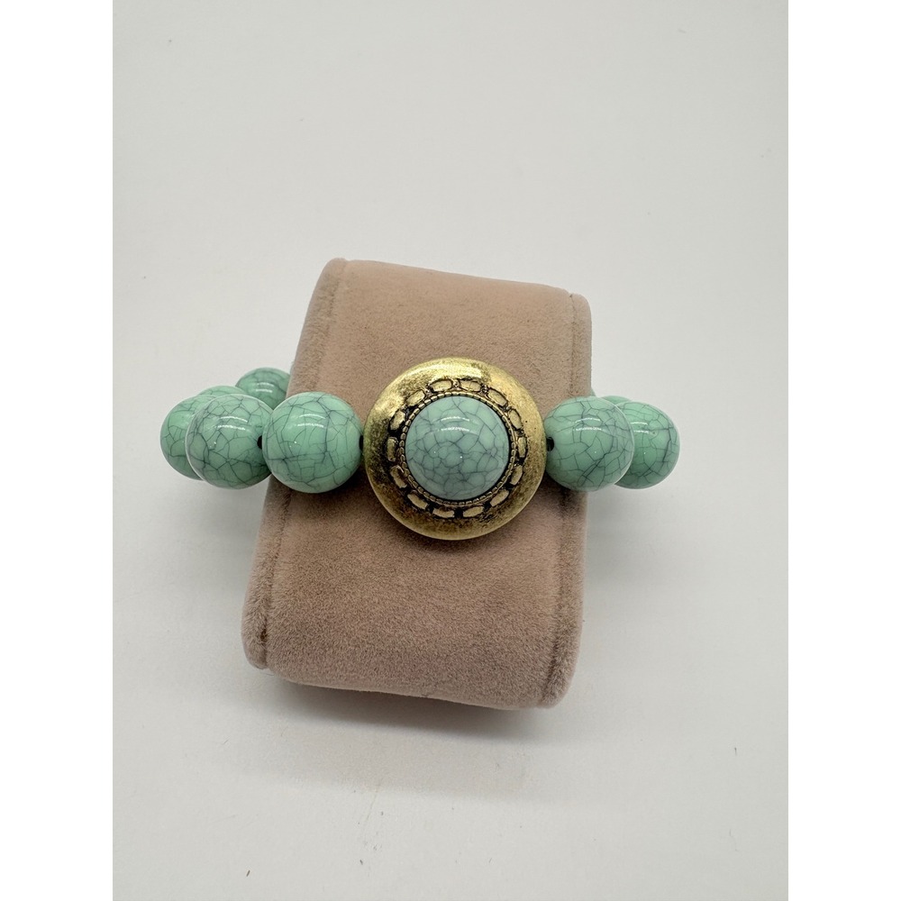 Bohemian Teal Crackle Bead Stretch Bracelet Gold Tone Focal Medallion